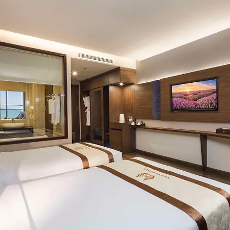 Vesna Hotel Nha Trang Exterior photo