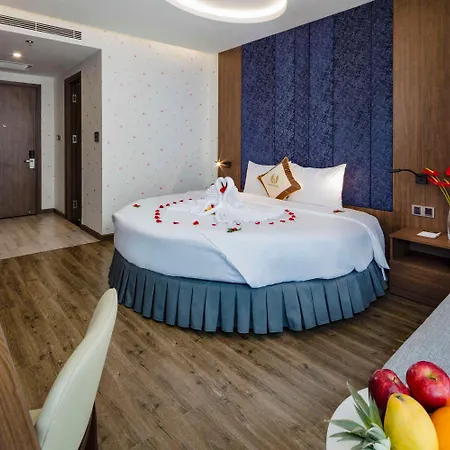 Vesna Hotel Nha Trang Exterior photo